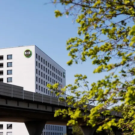 B&B Hotel Basel 바젤