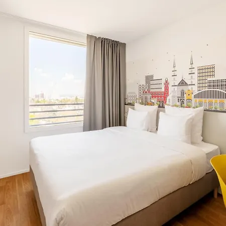 B&B Hotel Basel 바젤